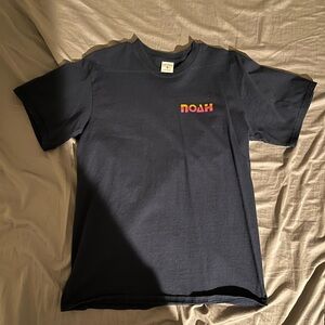 Men's Navy Blue NOAH T-shirt - size medium